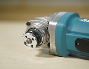 100mm Máy mài góc 840W Makita 9556HP