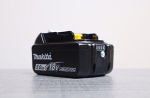 18V 5.0Ah Pin Makita BL1850B (197280-8)