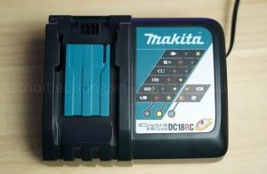 Đế sạc pin Li-Ion nhanh Makita DC18RC (195584-2)