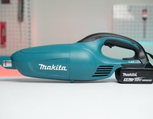 Máy hút bụi cầm tay dùng pin 18V Makita DCL180RT (1 Pin 5.0Ah, 1 Sạc nhanh)