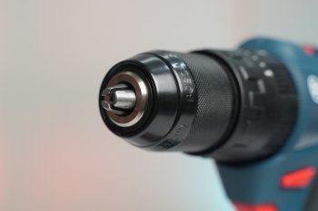 Máy Khoan Động Lực Dùng Pin 18V Bosch GSB 183-LI (2 Pin 2.0Ah & Sạc)