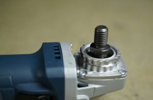 Máy mài góc Bosch GWS 900-125S (Điều chỉnh tốc độ)